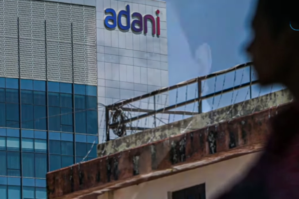 Gautam Adani को झटका, हो गया ₹88000 करोड़ का बड़ा नुकसान